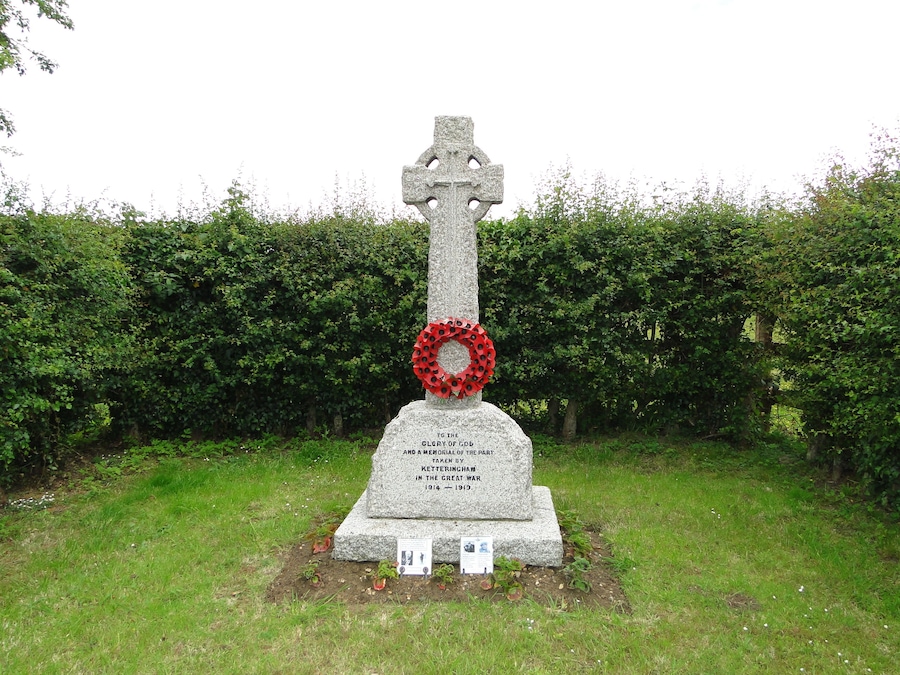 Ketteringham cross of sacrifice