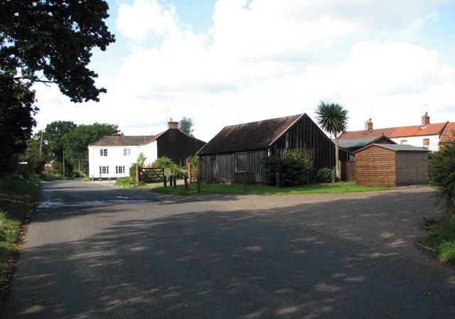 Aylsham Road through Swanton Abbott In William White's History, Gazetteer, and Directory of Norfolk (1845) Swanton Abbott is described as "a large scattered village, 2½ miles S.S.W. of North Walsham, and 12 miles N. by E. of Norwich, partly occupied by weavers, and has in its parish 501 souls, and 1103A.2R.8P., of which only 946 acres are assessable." St Michael's church > https://www.geograph.org.uk/photo/629777 is located at the end of Church Lane, about one kilometre north of the centre of the village, and a short distance east of the Community Primary School > https://www.geograph.org.uk/photo/629777 in Youngman's Lane, a cul-de-sac > https://www.geograph.org.uk/photo/629798. Aylsham Road > https://www.geograph.org.uk/photo/451809 connects with the B1150 (Norwich Road) in the east and with the A140 (also called Norwich Road) in the west; it skirts the village on its southwestern edge. The main road though the village is The Street, turning off Aylsham Road and running in northerly direction. The Street meets Church Lane > https://www.geograph.org.uk/photo/629785 further to the north and connects with Long Common Lane further east. The Jolly Farmers > https://www.geograph.org.uk/photo/451802 is the only pub, the village Post Office has recently been closed; the houses and cottages range from 17th century to modern.