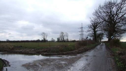 Wet and Muddy Junction, Great Moulton