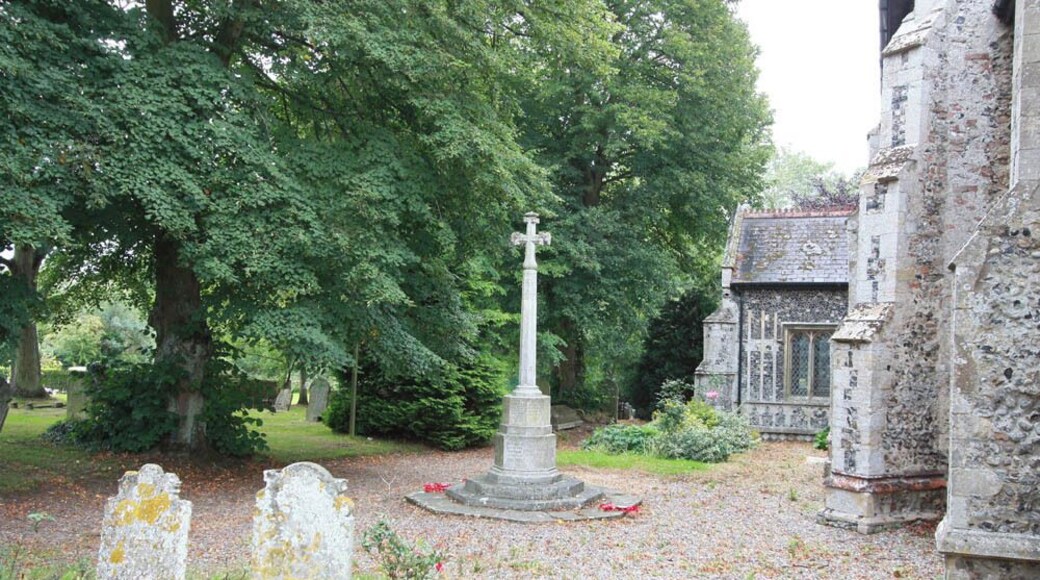 St Edmund, Costessey - War Memorial