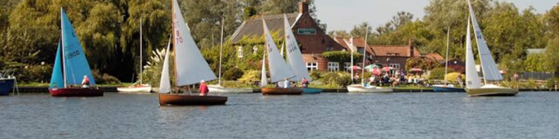 Coldham Hall Public House, Brundall