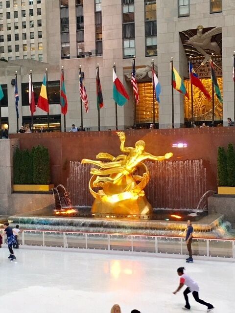 A beautiful gilded crown of #stunningstructures from the art deco design surround the skating rink.