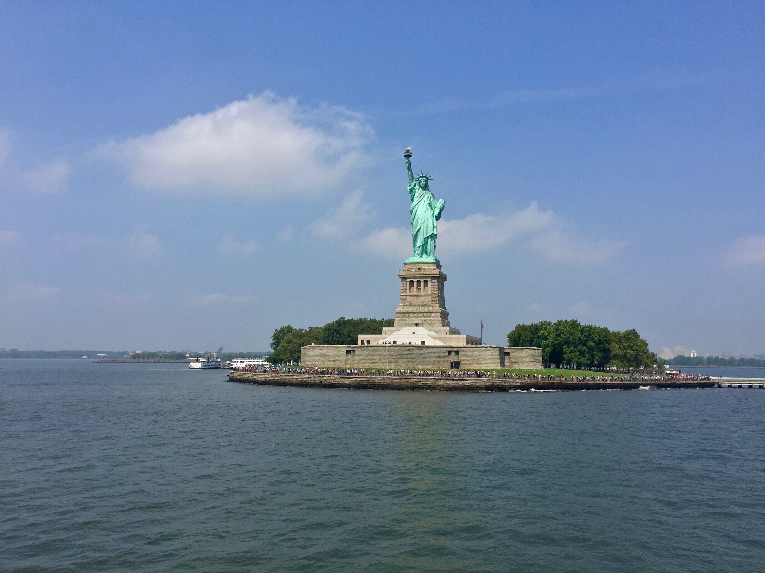 A beautiful clear day at Liberty Island. 