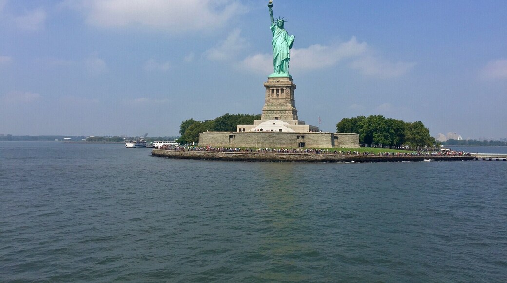 A beautiful clear day at Liberty Island.