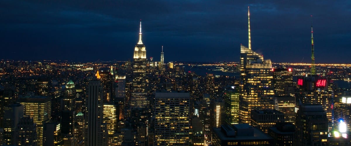 Forecast storm coming. Decided to make a run to the Rockefeller Center. Lots of people find a spot they like and wait in the deck which is freezing. No big tripod allowed. #empirestatebuilding #nightscape #cityscape #NYC #NikonD3100 #Gitzo mini tripod #Nikon snob. Bring a light jacket. It's freezing up there.