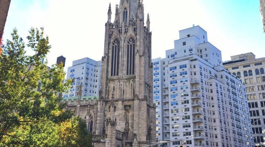 Sitting in traffic, moving so slow, I look up to the sky when the sun is suddenly blot out and see this.
I grabbed my phone and took a quick picture, forgetting about it for hours until much later when I looked and saw I got the picture at the exact moment I needed--the sun hidden behind the steeple and giving the church an angelic glow.
#newyorknewyork #nyc #weekendtrip #eastcoast