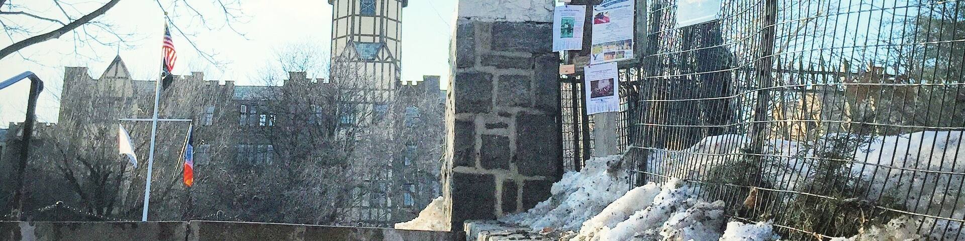 Bennett Park is the highest point in #Manhattan
#WashingtonHeights #NewYork