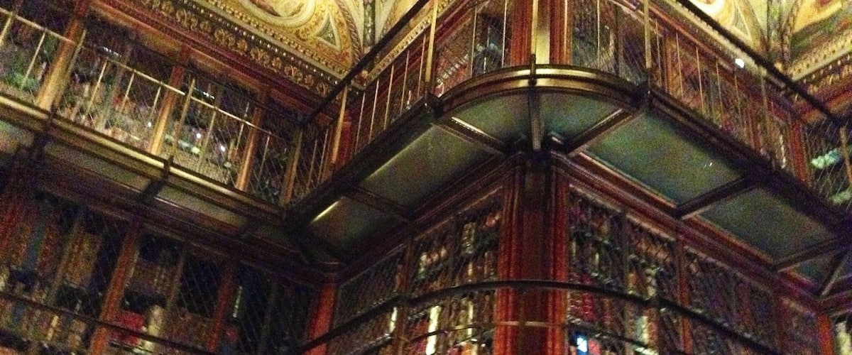 The original 1906 private library of financier Pierpont Morgan is breathtaking and his enormous collection of rare books, manuscripts, drawings and other uncommon pieces rivals any national collections.
#Museums #NewYork #NYC