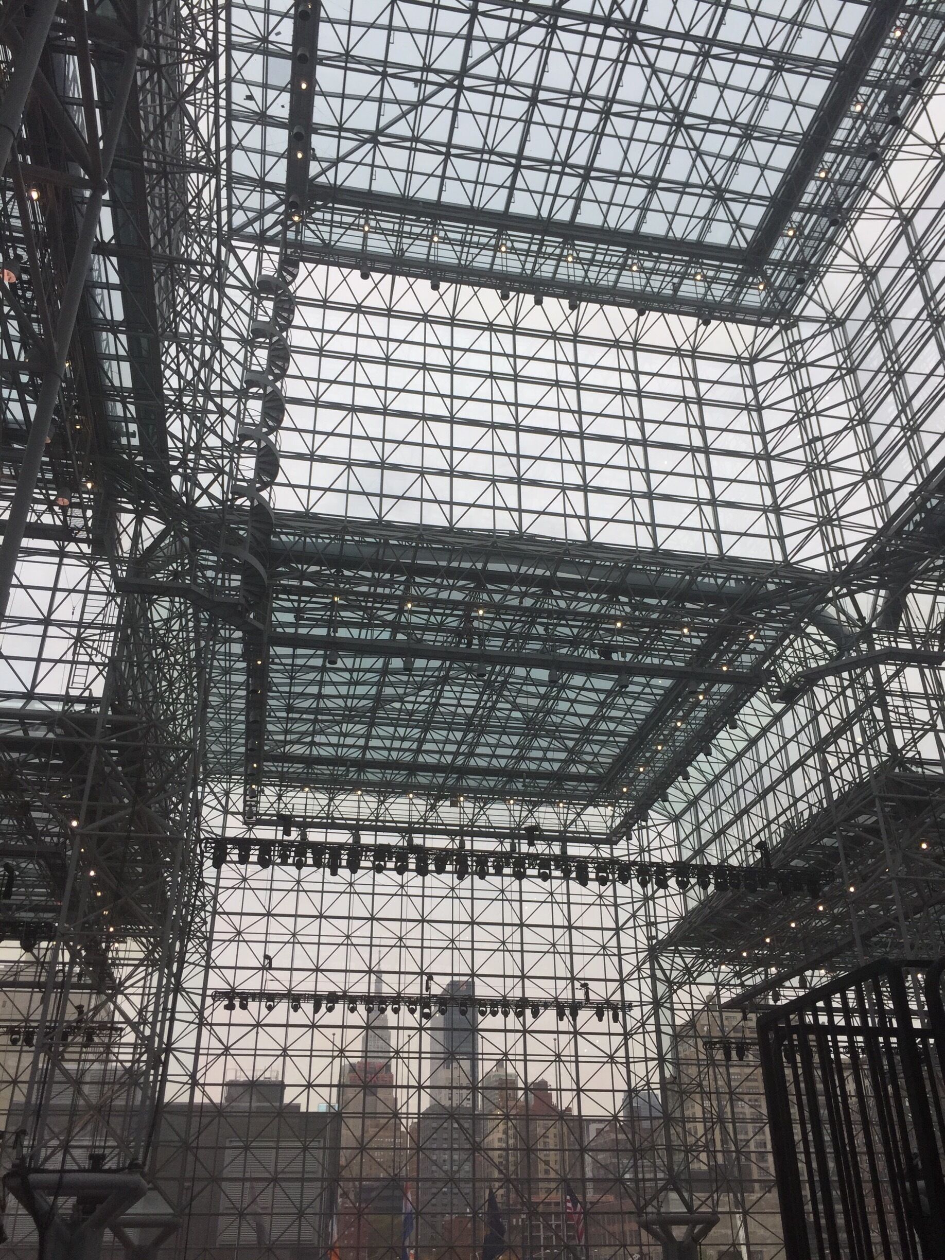 Proverbial Glass Ceiling Remains Intact