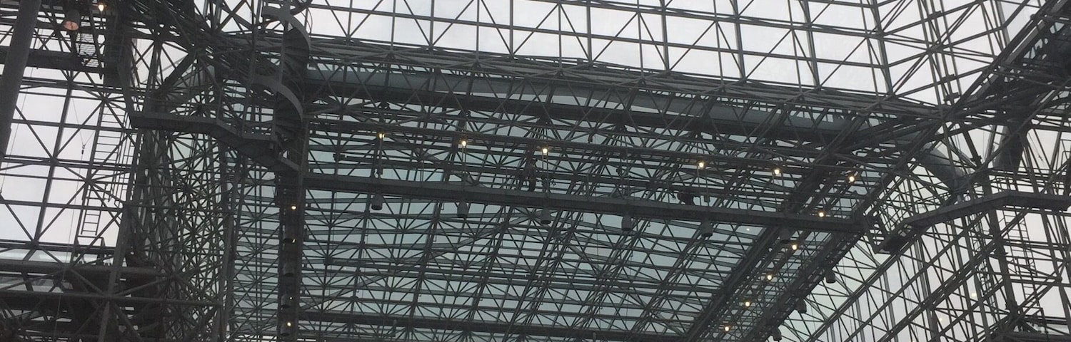 Proverbial Glass Ceiling Remains Intact