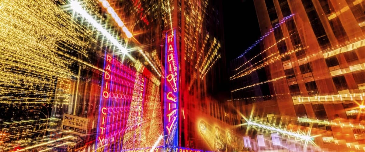 Time exposure moving the zoom.
#URBANJUNGLE