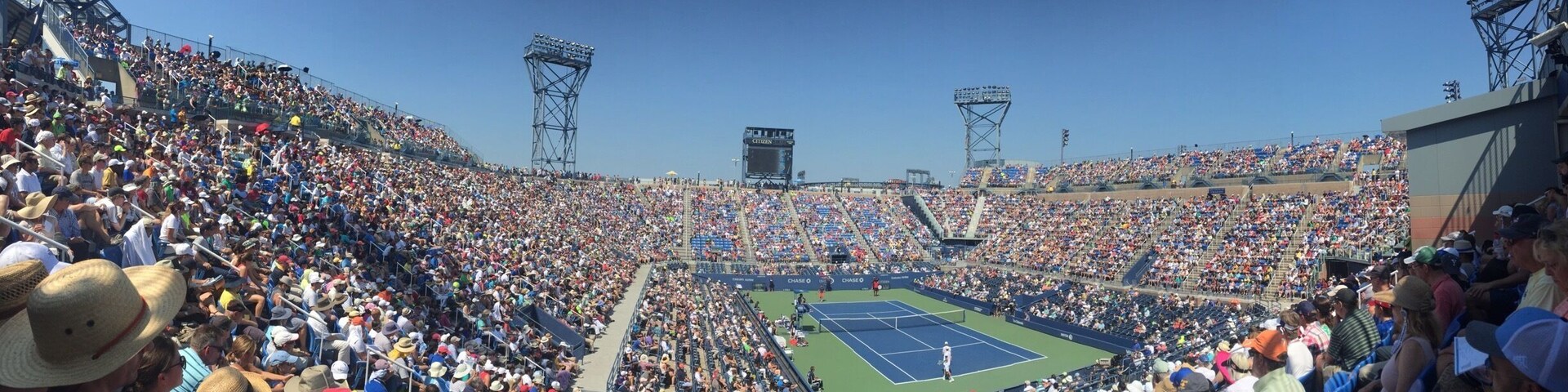 @USOpen 2015 Louis Armstrong stadium at its full capacity. No more entry or reentry. #tennis #sport #iphone6 The line to get into stadium is wrapped around like a snake.