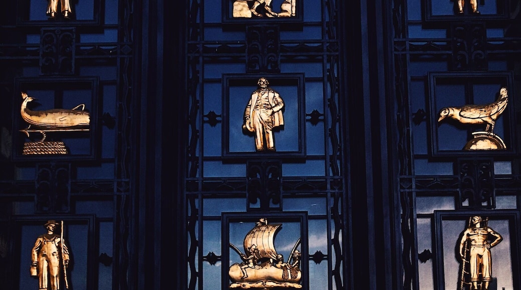 Gold
#StunningStructures