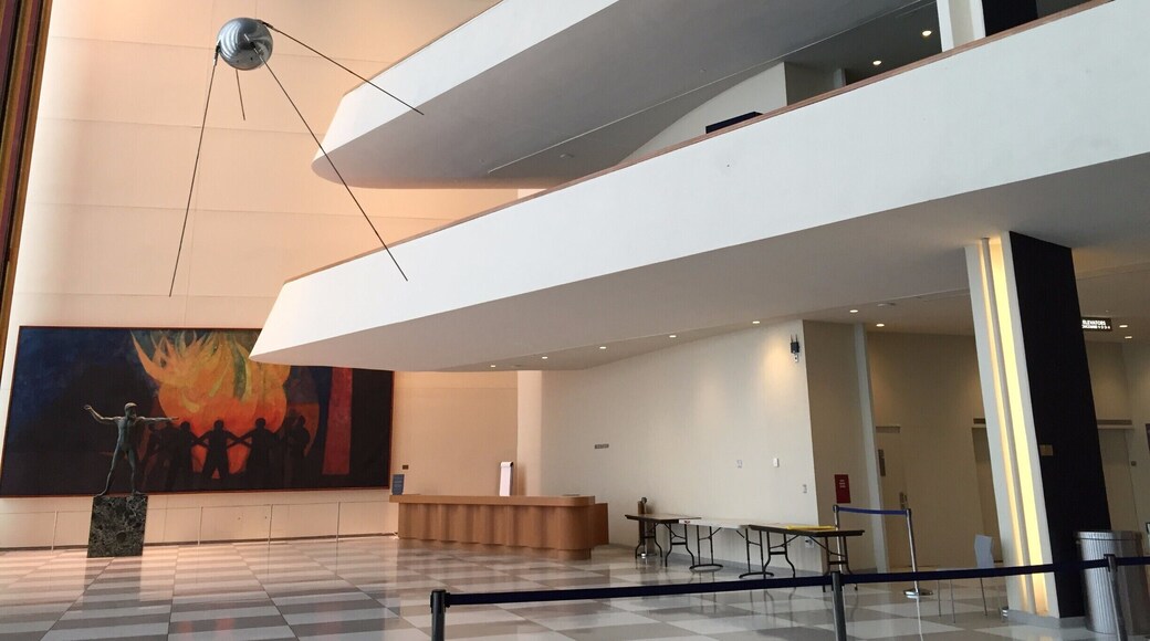 Amazing free tour here!