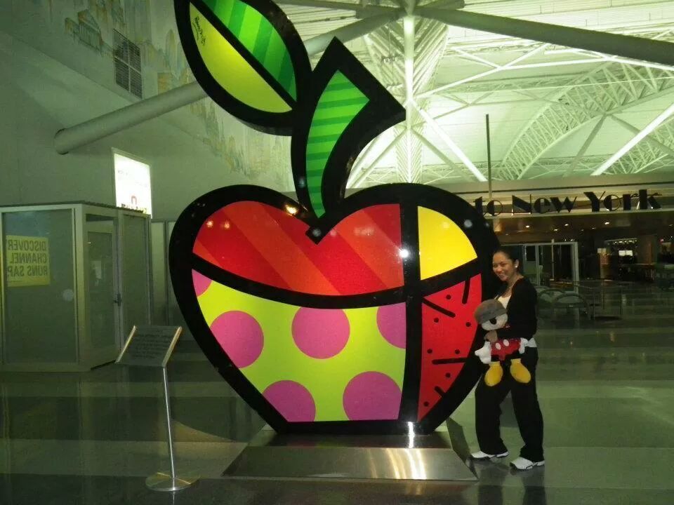 I love apple... next to banana..🐵🐵🐵