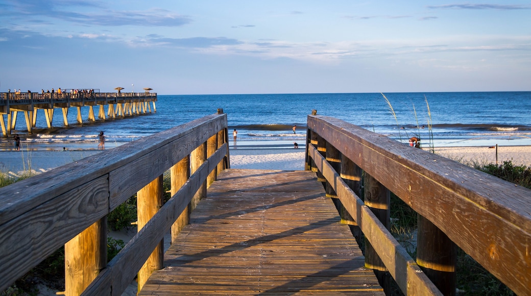 Wooden walkway to the beach