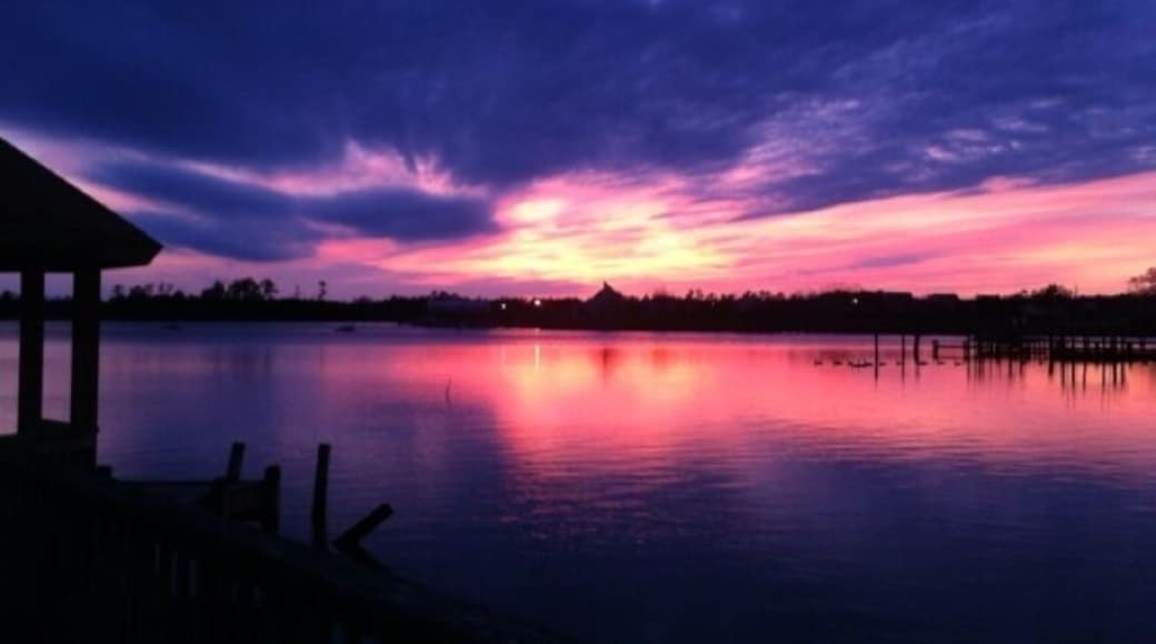 Sunset from Wilson Bay Park