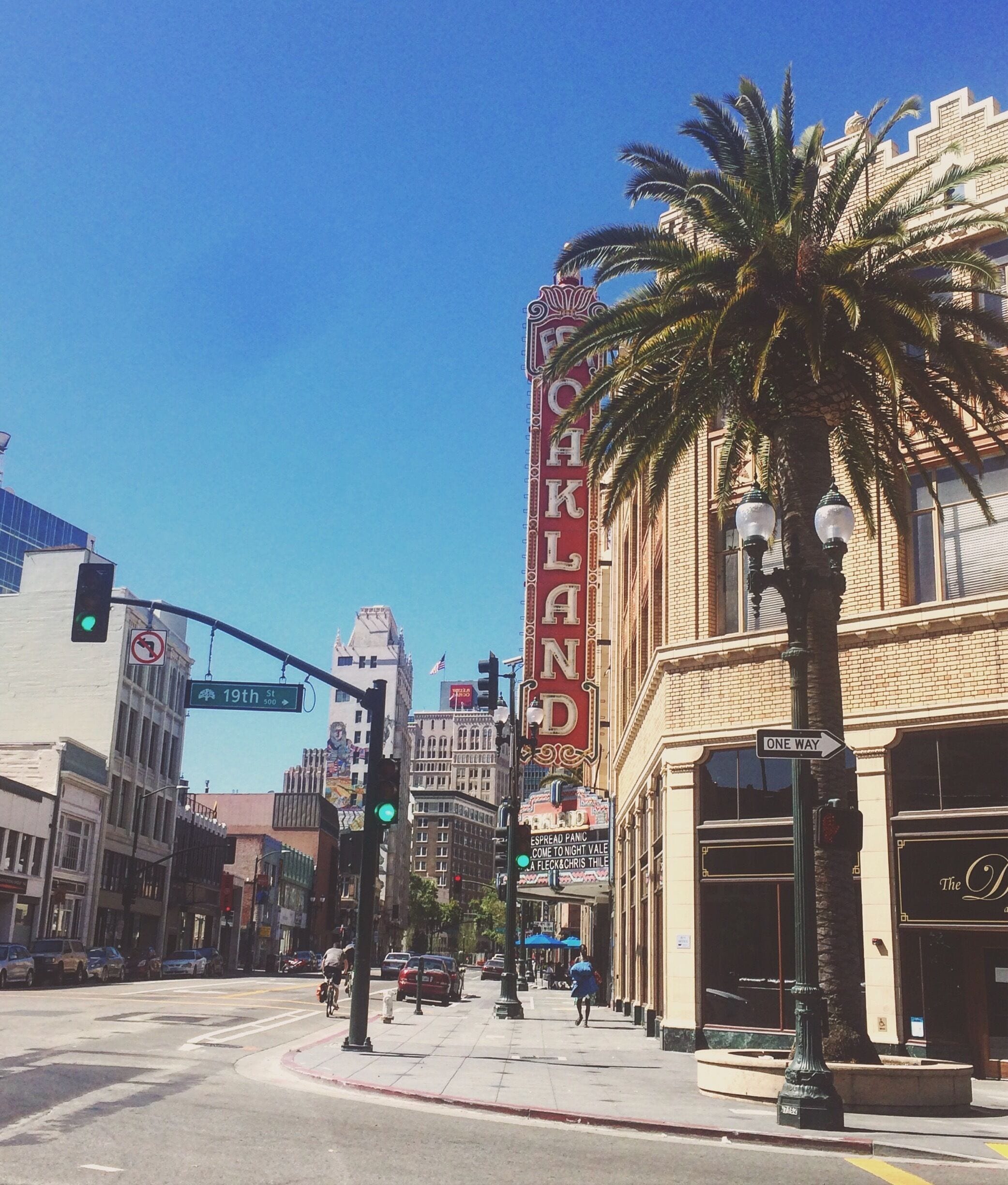 Oakland movie theater