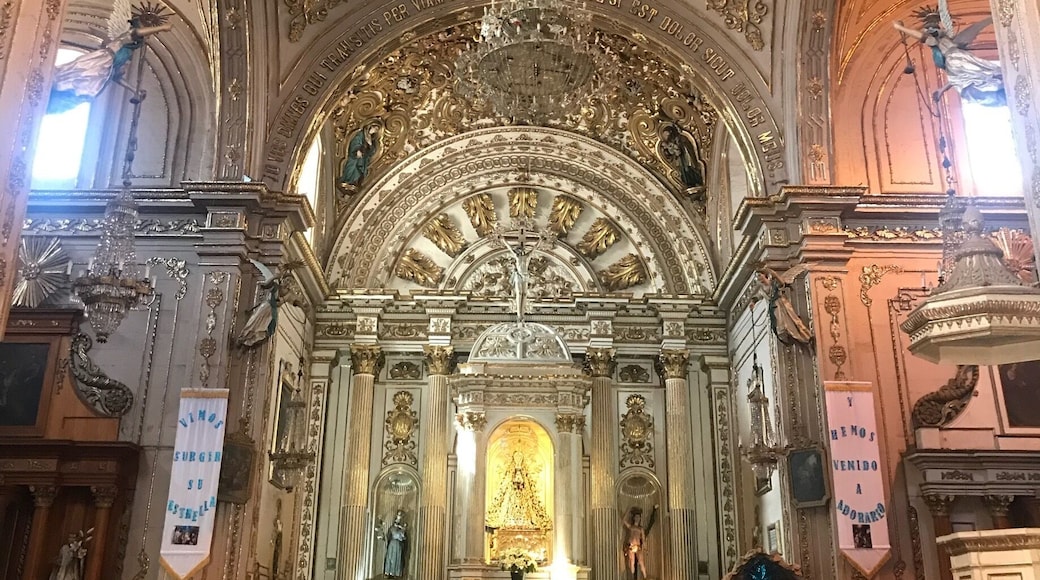 Visitando a la madre de mi Dios!