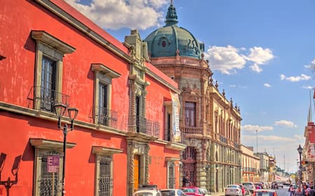 306 €- Vuelos de Houston a Aeropuerto Internacional de Oaxaca