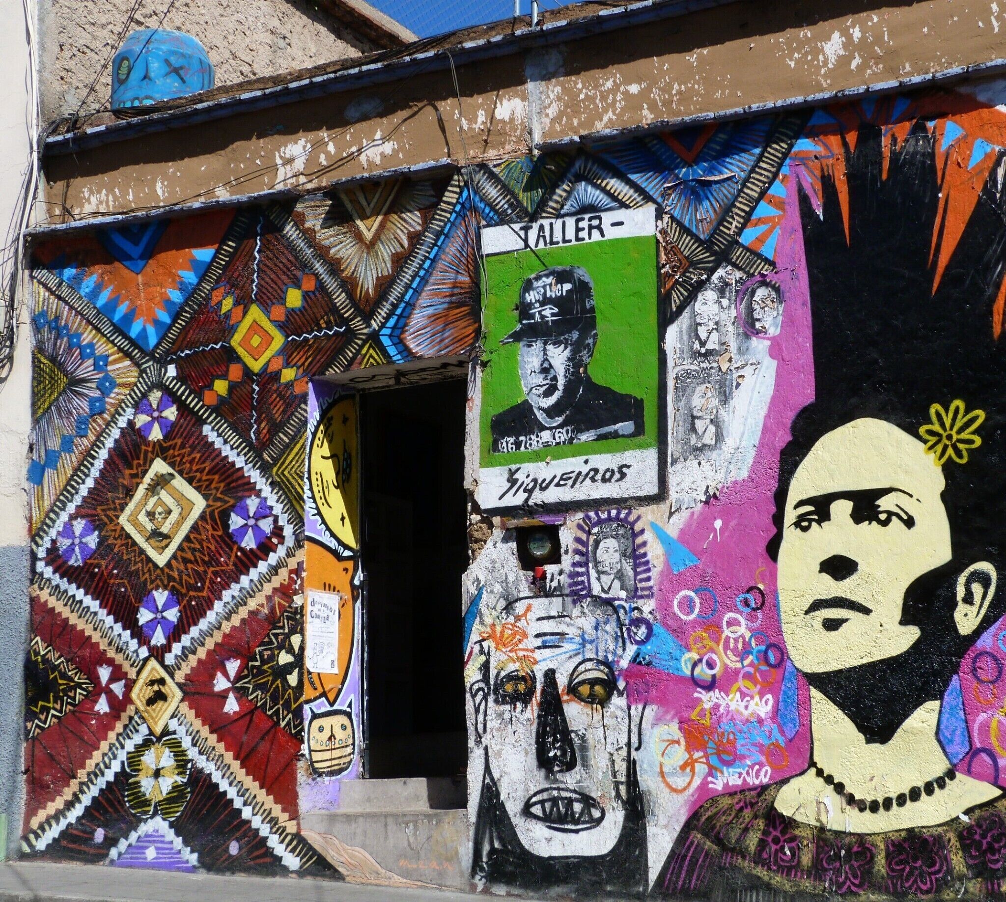 '#colorful' 

Some fabulous street art in the beautiful city of Oaxaca