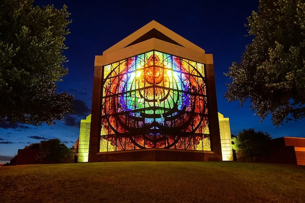 While on a recent family roadtrip I stumbled across this amazing stained glass on the campus.
I was driving to a different area to go shooting and felt obligated to stop and shoot this amazing work!
I love exploring unfamiliar areas to find these photographic gems!