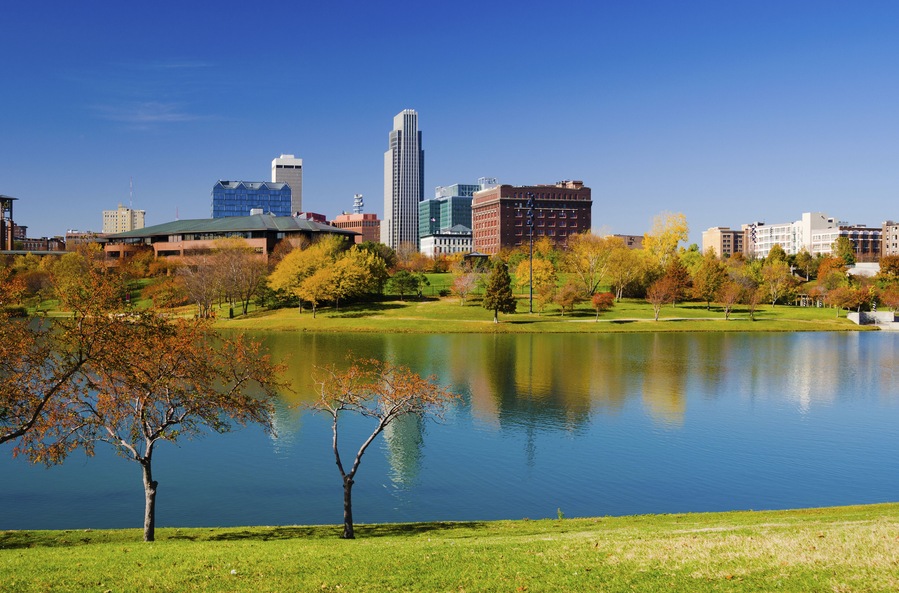 Omaha skyline and Heartland of America Park