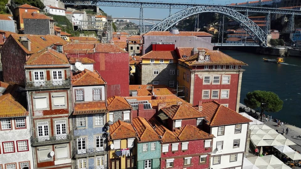 Praça da Ribeira is in the heart of the old town. This is the view from Hotel Ribeira do Porto. It can get very crowded.