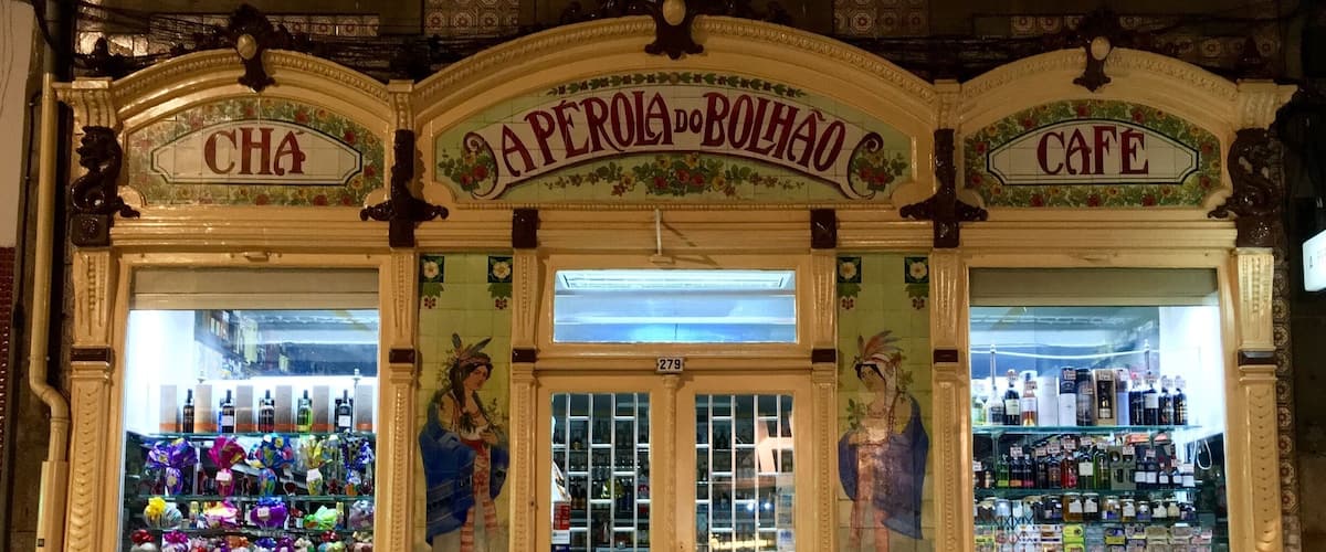 From 1917, it represents the topical Portuguese grocery store.
Porto
Portugal