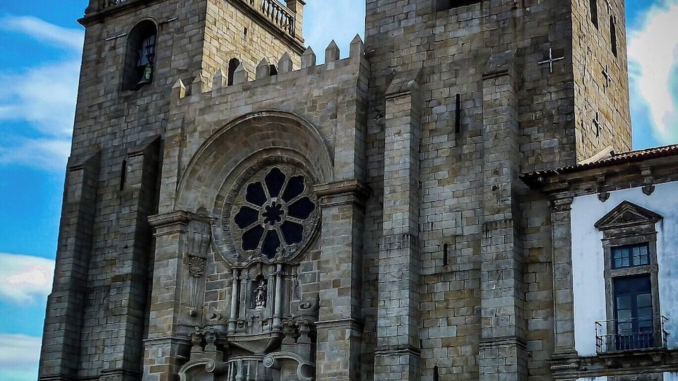 The Cathedral of Oporto, right in the heart of the historic city center is one of the most important and oldest monuments in Portugal.
Read about this amazing city and lose yourself in history: http://bit.ly/1QRDG6n