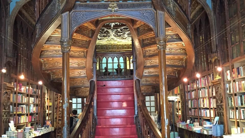 One of the oldest bookstores in Portugal and JK Rowling's inspiration for the library at Hogwarts. #lifeatexpedia #porto