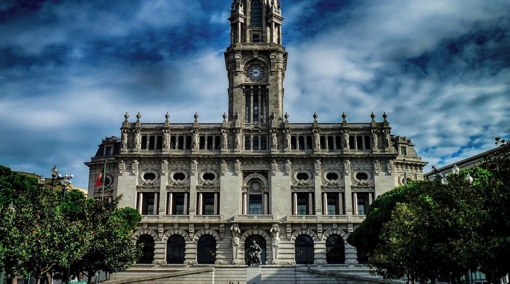 The amazing city of Porto, also known as Oporto in English, is located along the Douro river estuary in the North of Portugal and is the second-largest city of the country. Declared as a World Heritage Site by UNESCO in 1996, planning a visit to the historic center of Oporto is the best way to know its origins.
Read about this amazing city and lose yourself in history: http://bit.ly/1QRDG6n