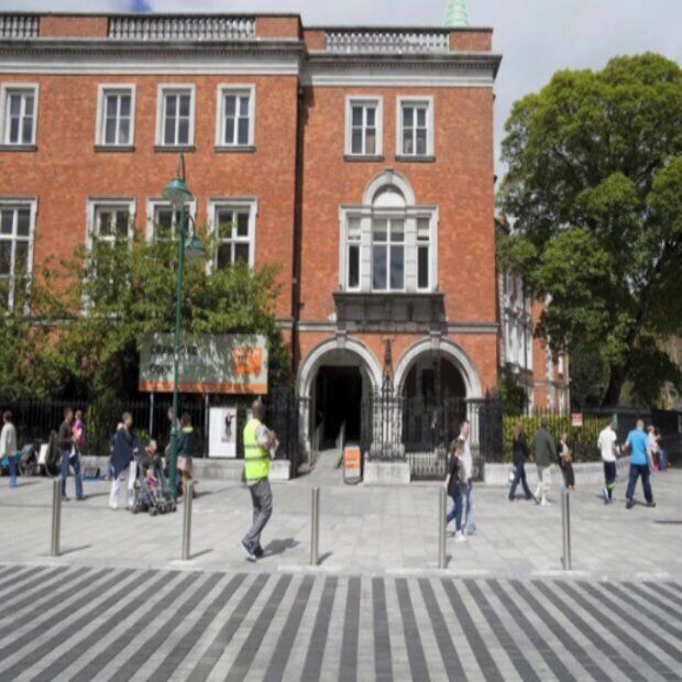 Destination 2: Crawford Gallery
Next, enjoy a walk through the Crawford and enjoy the wonderful artwork. The gallery holds paintings by Irelands most prestigious artists like Jack Yeats and Sean Keating. Also this year, to commemorate the 1916 Rising, the gallery is holding a year-round temporary exhibition.