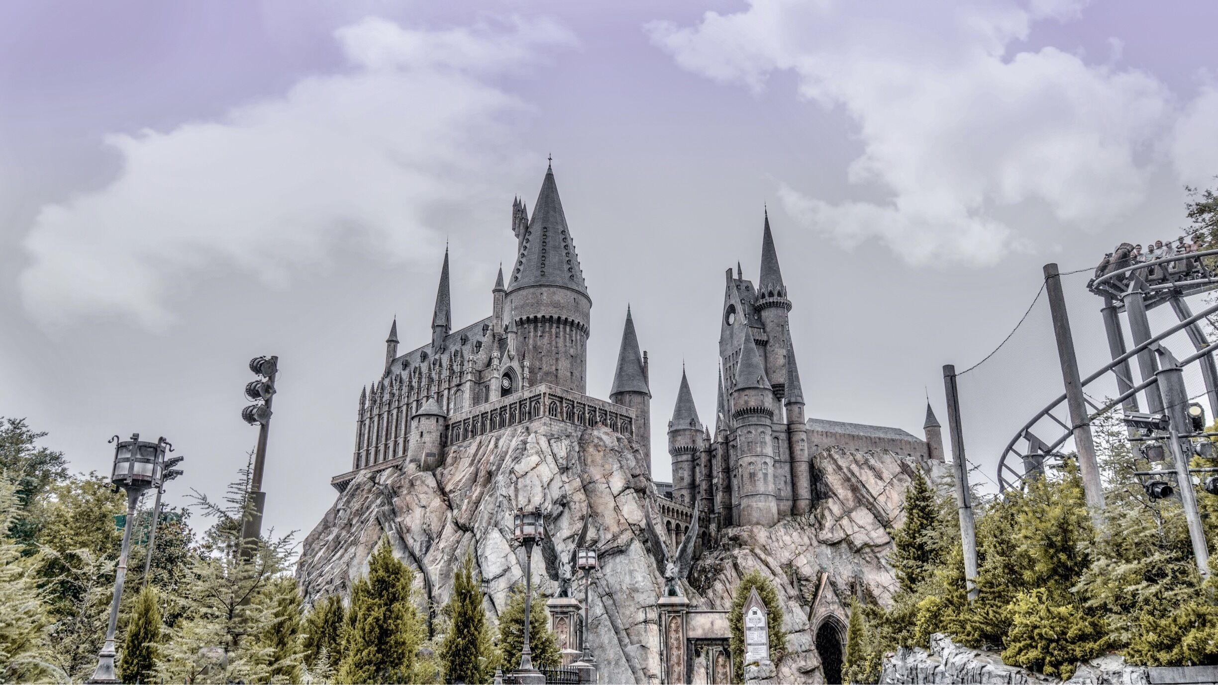 Real replica of Hogwarts School of Witchcraft and Wizardry in Universal Studio.