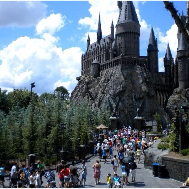 Islands of Adventure is a great theme park, made even better by the addition of the Wizarding World of Harry Potter. Just the ride in Hogwarts Castle is worth several rides alone! Then there's the butterbeer, the owlery mail room, and so much more! Oh, and the rest of Islands is pretty great too!