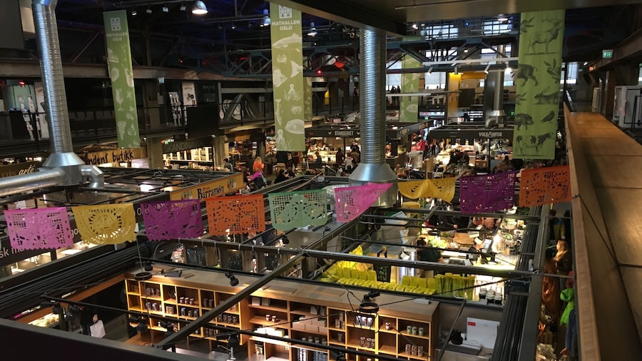 Vulkan Oslo: Mathallen Hall in Oslo is inspired by the great European food courts. Here you can find specialty shops, cafés and great places to eat. They pride themselves in food for foodies, craft cocktails and high quality