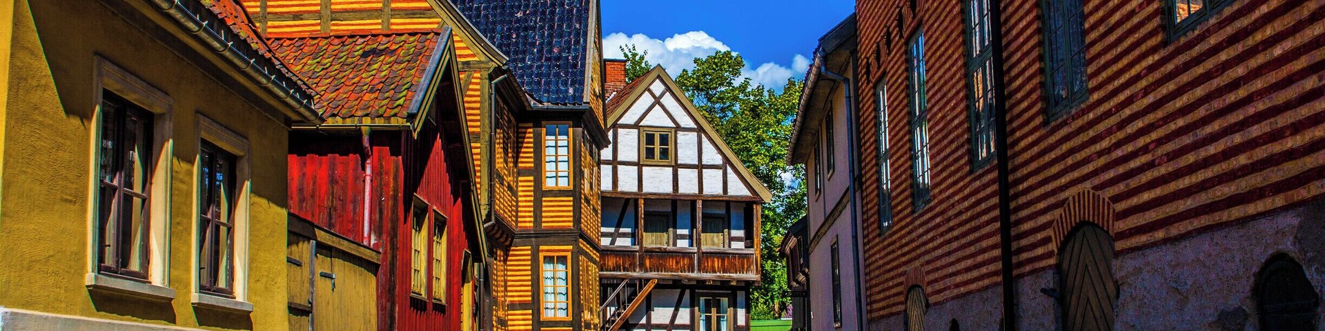 Another photo from when I was a tourist in my own city on Sunday. Visited the Norwegian Folk Museum, which I haven't done since I was a kid. The museum is one of Europe's larges open air-museums with 155 traditional houses and a Stave Church. It gives an unique insight in Norwegian history and how people have lived through the decades - and in different part of the country