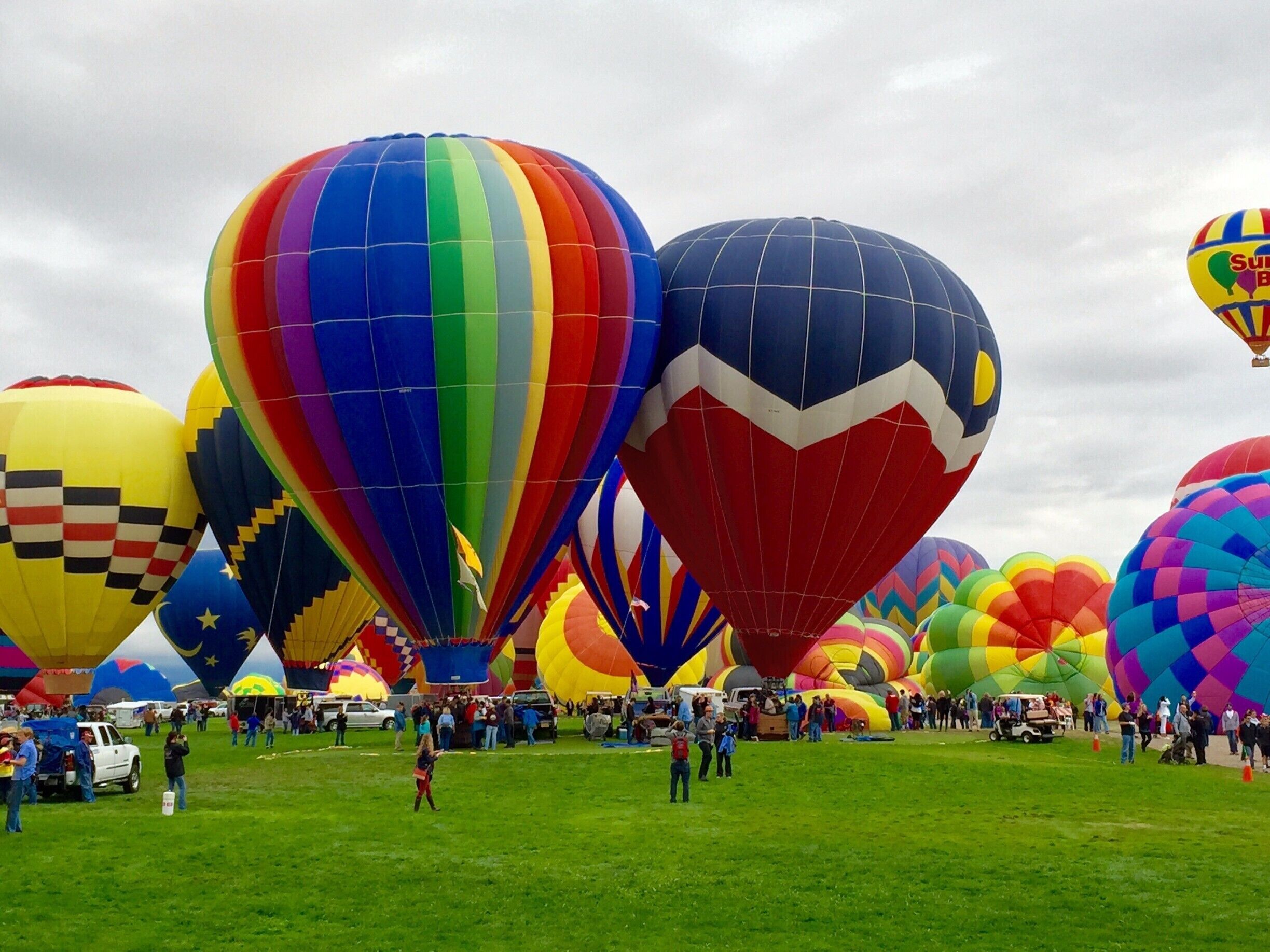 Color color everywhere!