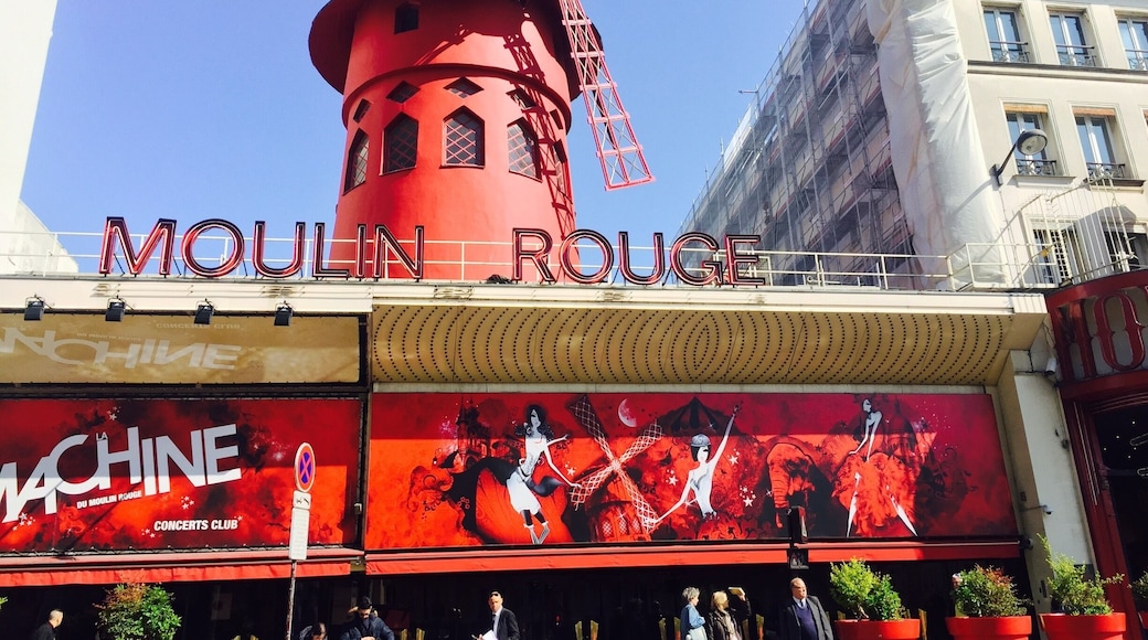 Moulin Rouge, Paris
#myphotos #aroundtheworld
