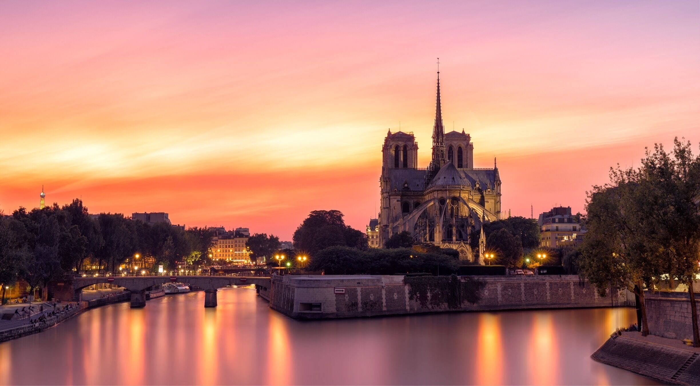 As I say so many time , I couldn't ask for much better weekend in Paris, or maybe I got lucky with the weather. I'm glad I get to share this with you guys. 😊