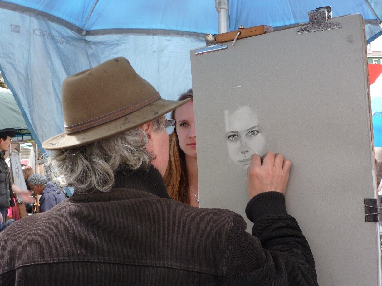 Picasso, Vlamenck, Derain, Soutine, Modigliani, Van Gogh and countless others lived and worked in these narrow streets.