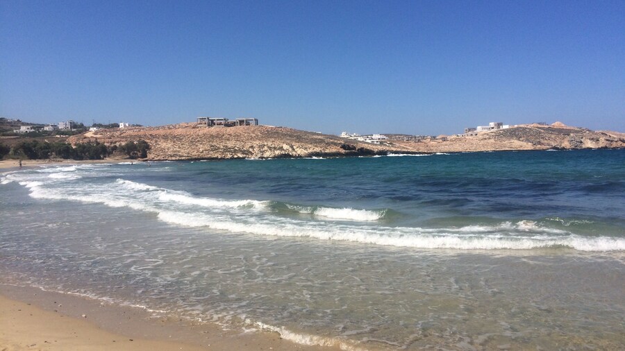 Lovely waves and shining sun for my final day in Greece on Parasporos beach x