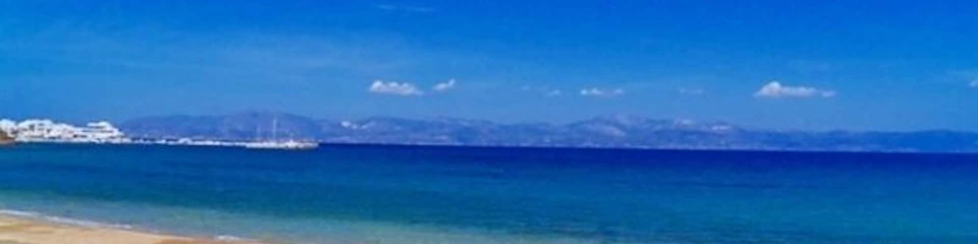 Crystal clear waters and blonde sand create a unique ideal picture. If you ever happen to be on the island of Paros, Logaras is a place you shouldn’t miss to visit!