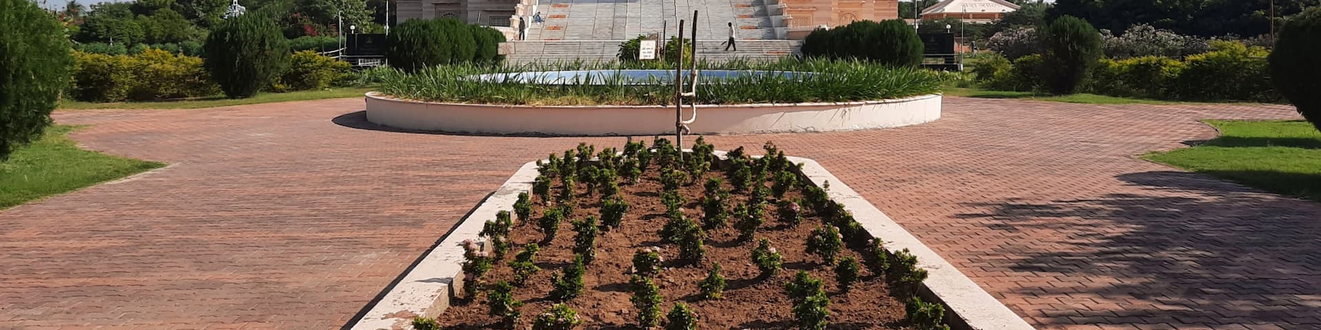 Shree Hari Mandir Temple in Porbandar, India during daylight