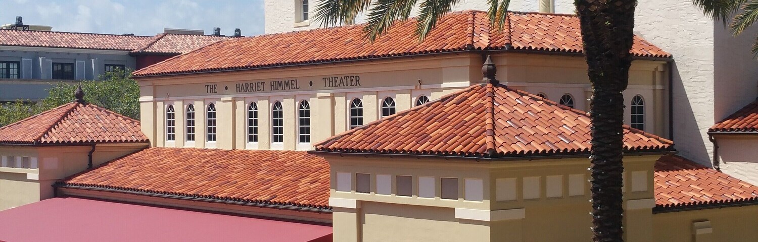 Beautiful City Place, West Palm Beach. Shop, Dine, Party.