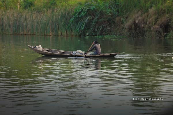 #BVSBlue
Picture was take at Jabi lake. You could have a quite day there all by yourself or you could sit and be entertained by others as you enjoy the scenery.