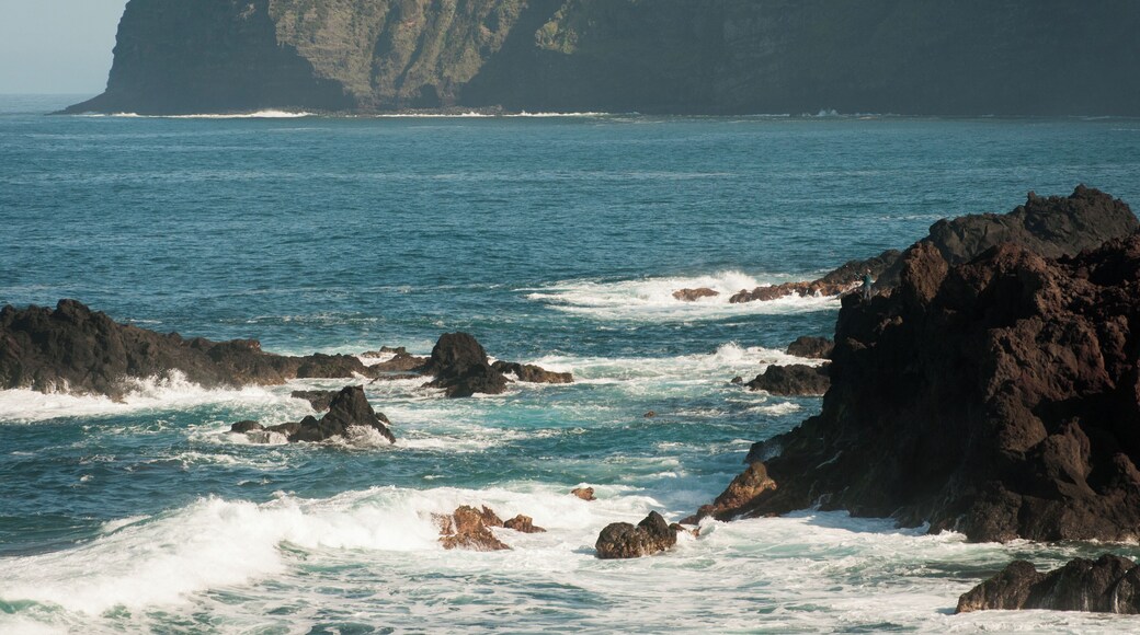 To me, Mosteiros was wow!!
-and it was my first wow in the Azores-
Gigantic winter waves, on a perfect Sunday sunny afternoon.
#waterlust
P.S. I still sigh thinking back of the Azores; the vibe there was unbelievable! (link in Romanian)
https://bit.ly/2Jj13bz