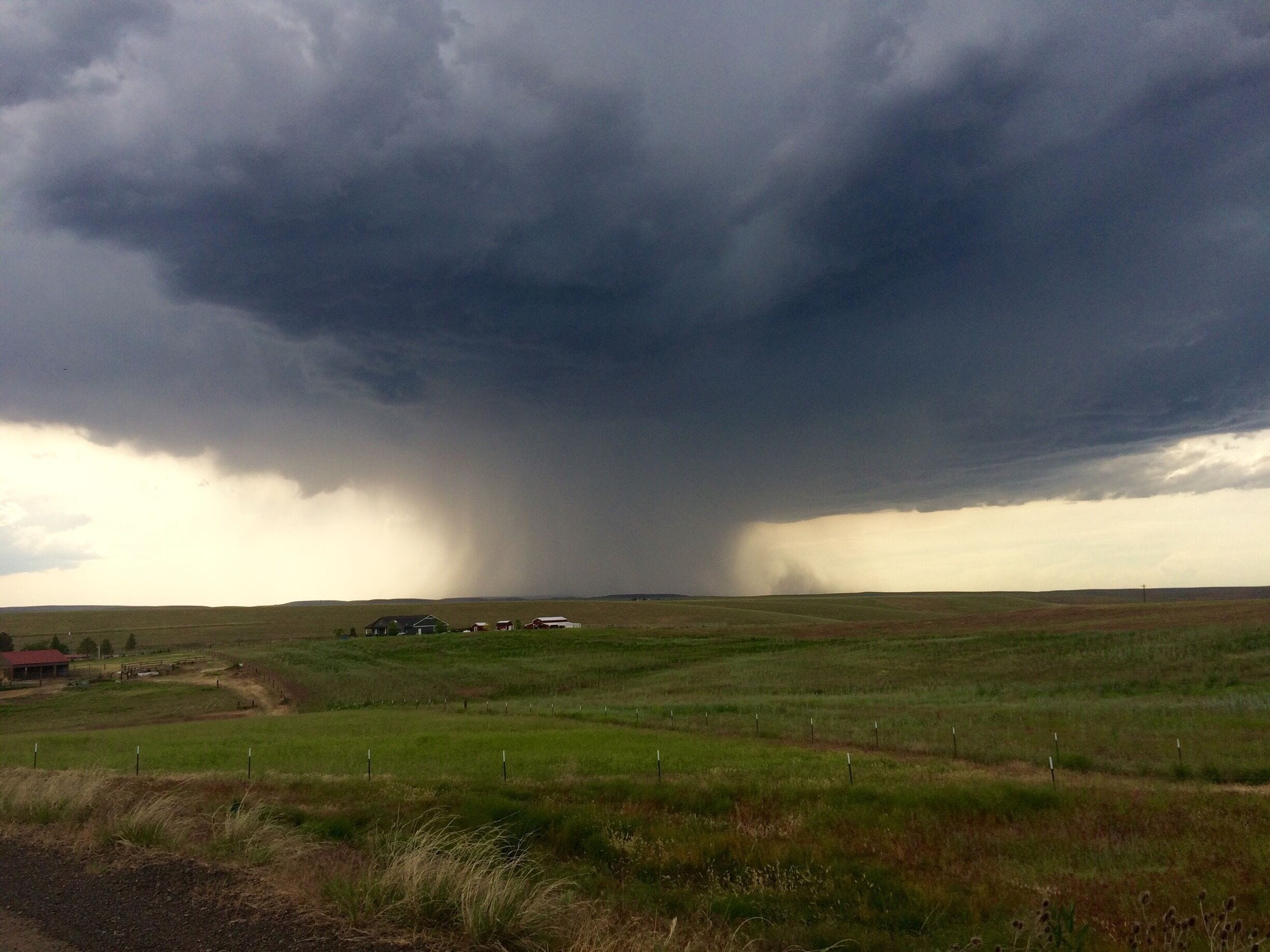 Thunderstorm starting in the distance