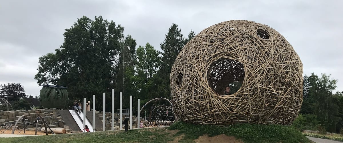 Park with splash pad