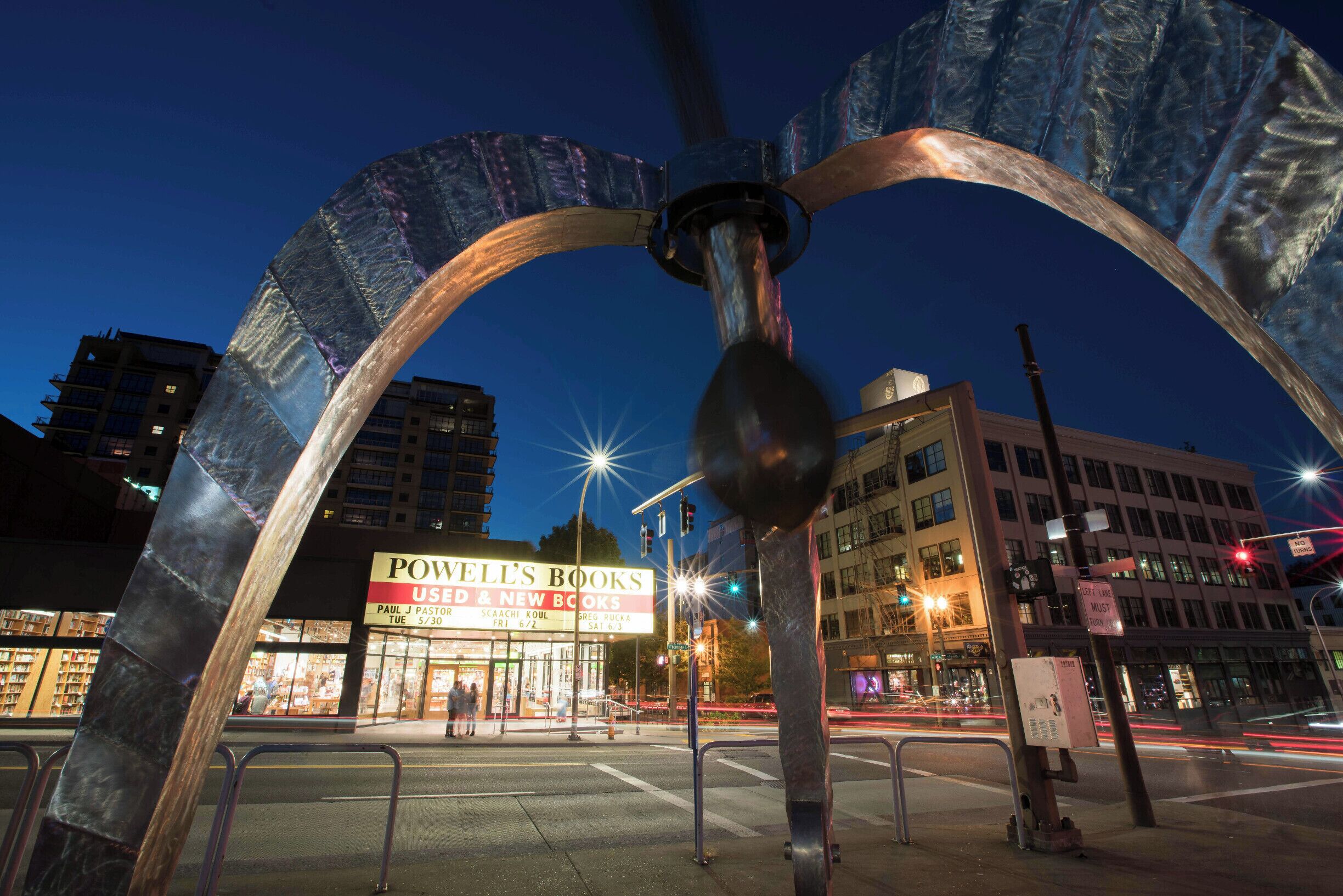 Powell's Books is a Portland icon. You can't say you have visited Portland unless you have visited world famous Powell's Books. Plan on 1-2 hours minimum...Yep, it's that big!